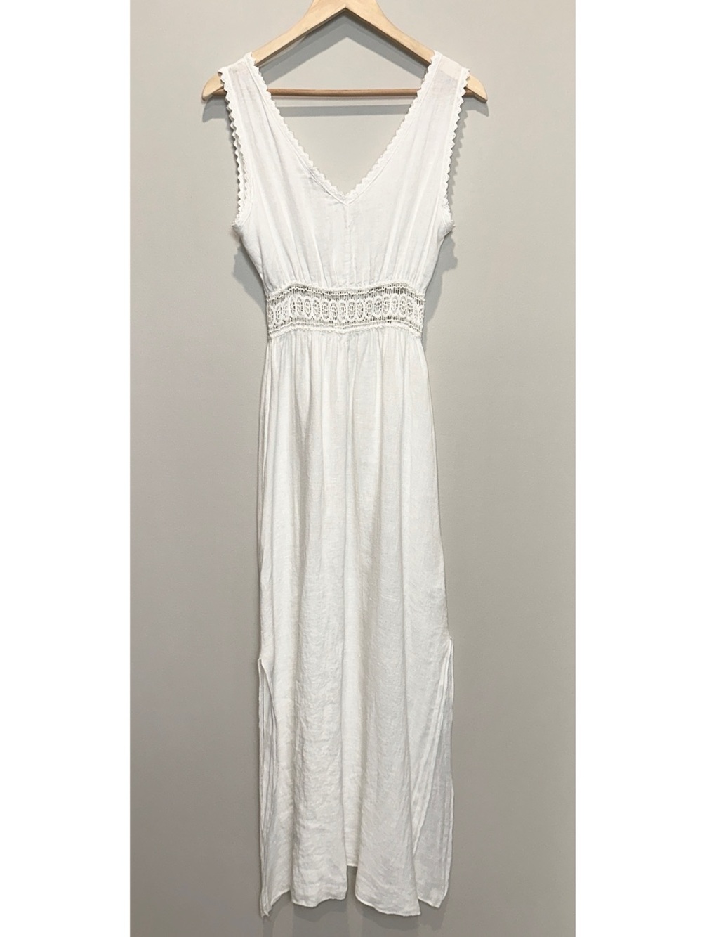 TERZO MILLENNIO White Linen Crochet-Waist Maxi Dress - Picture 2 of 11